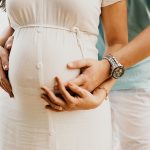 Czy w ciąży robi się…? Jakie badania powinna wykonać ciężarna wyjaśnia lekarz Łukasz Stelmaszczyk
