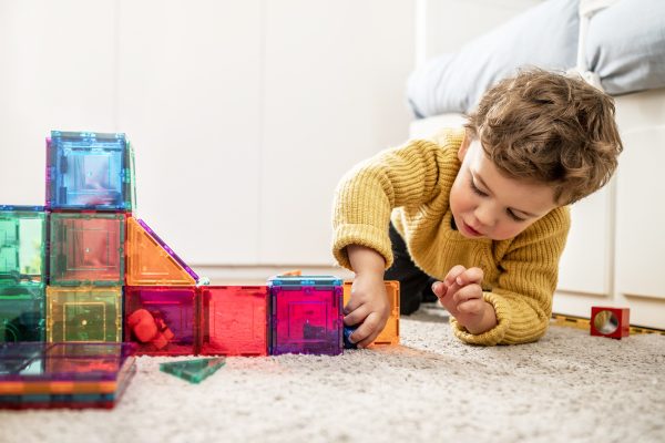 Ubrania i zabawki z drugiej ręki – używane rzeczy dla dzieci