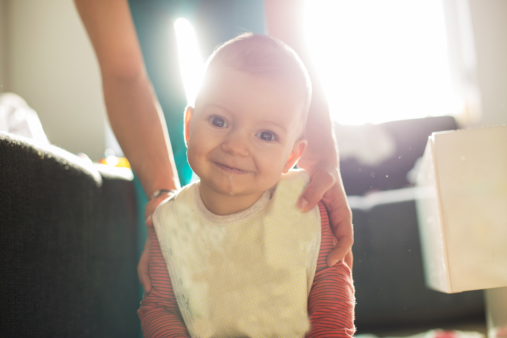 Dlaczego niemowlę się ślini?/fot. iStock