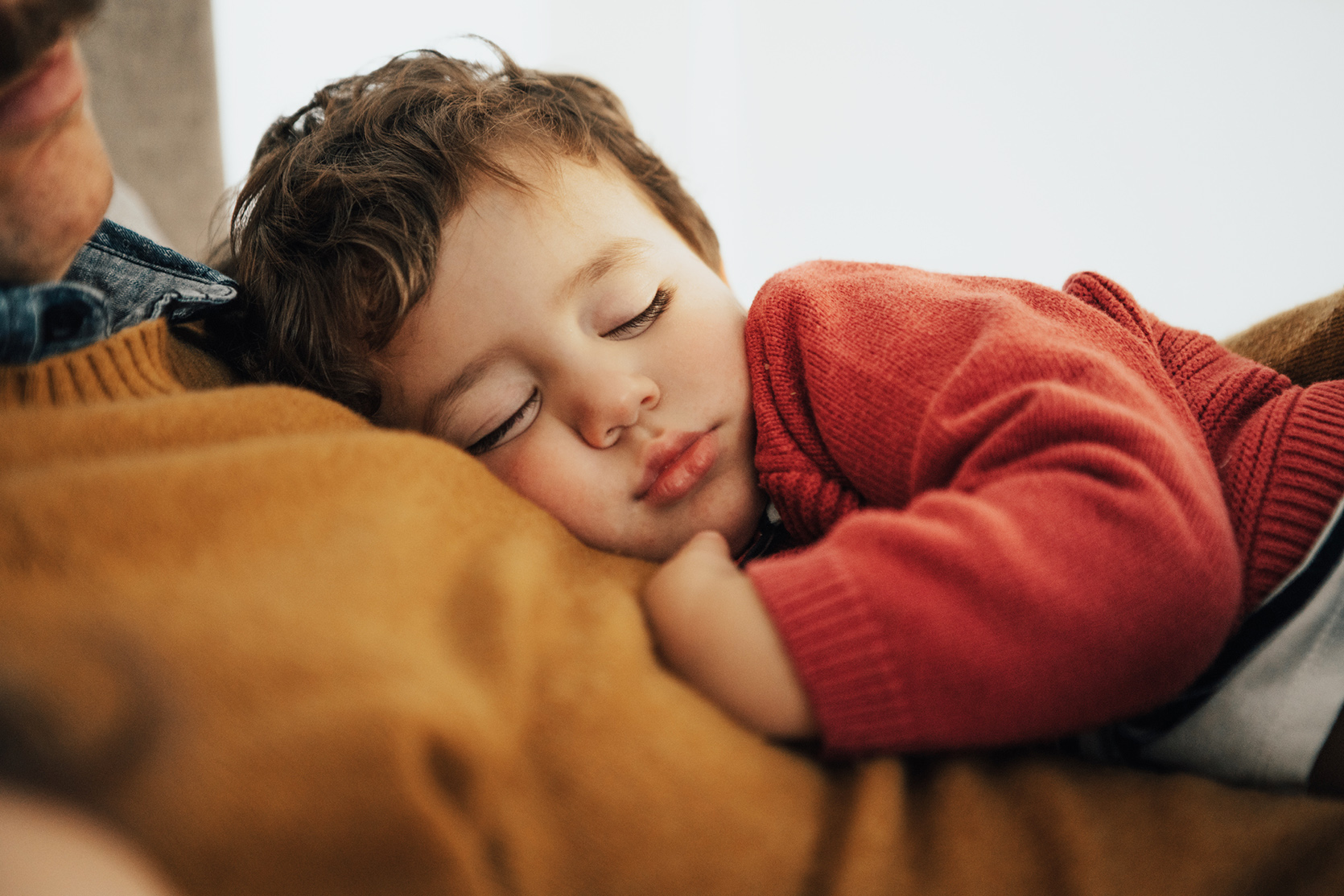 Trudne pytania – jak oduczyć dziecko spania z rodzicami?