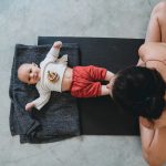 Jak ćwiczyć z niemowlakiem?