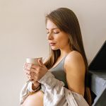 Zioła w ciąży – które spożywać, a których warto unikać?