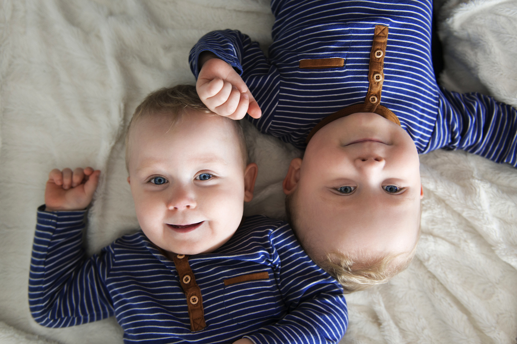 Bliźnięta jednojajowe a bliźnięta dwujajowe –jakie są różnice?