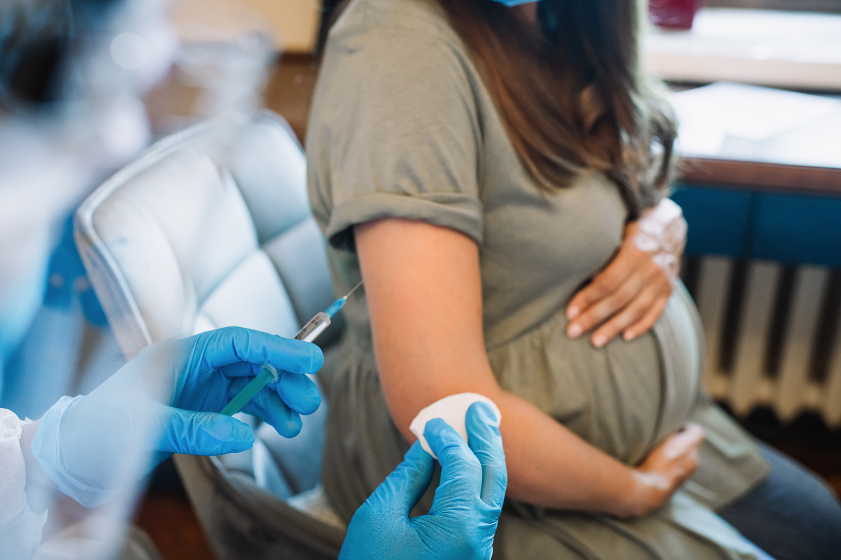 Czy szczepienia w ciąży są bezpieczne? / istock