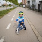 Rowerek biegowy – kiedy i jaki wybrać dla dziecka?