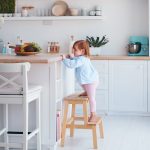 Kitchen helper, czyli o pomocniku kuchennym dla dzieci