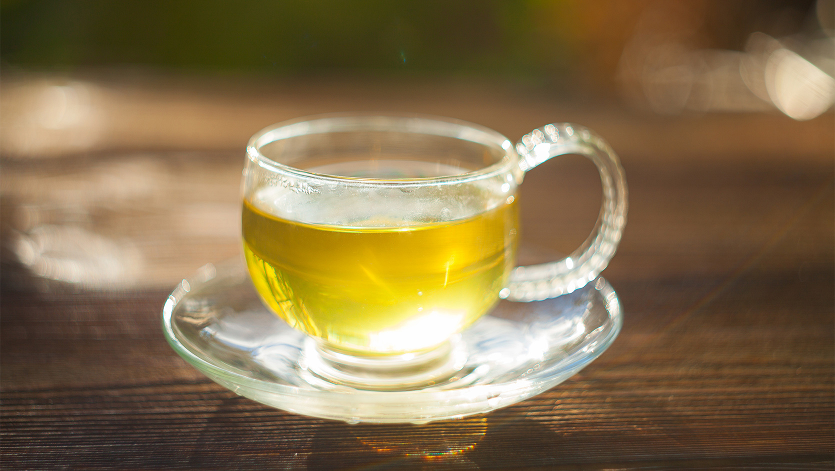 Biała herbata w ciąży - czy można ją pić? /fot. iStock