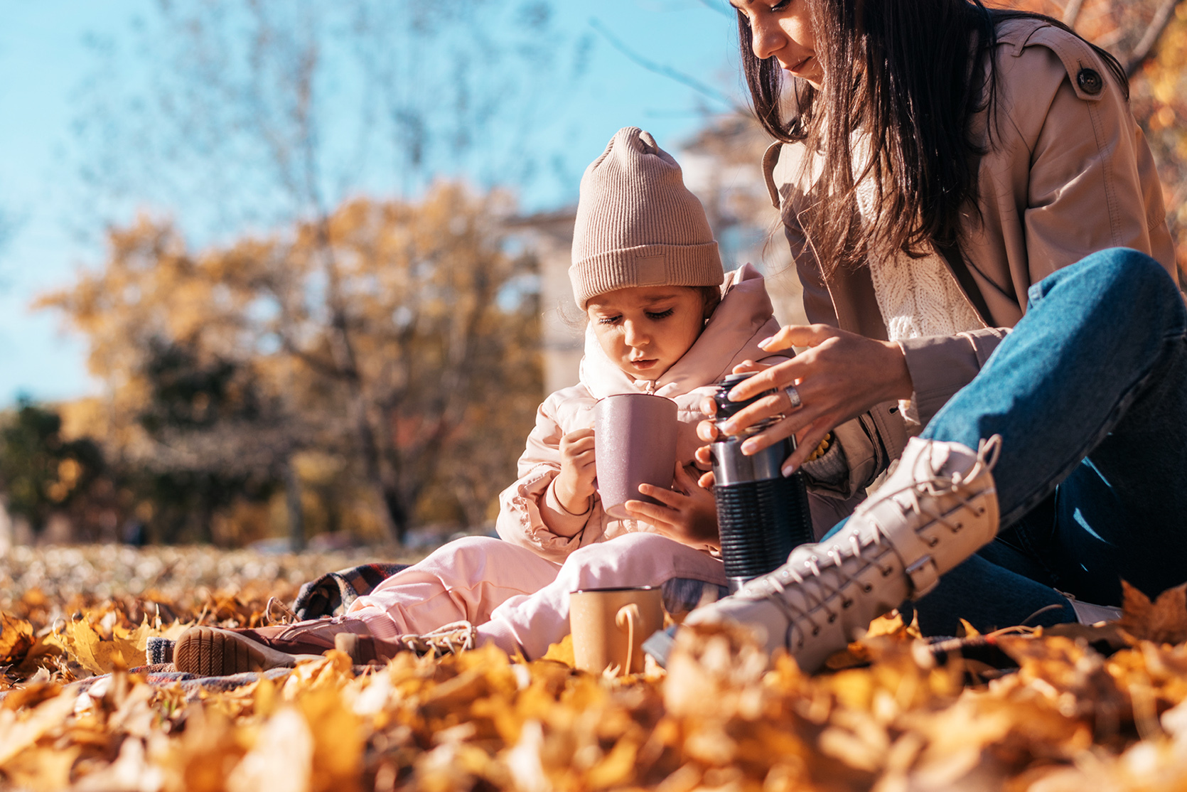 Termos dla malucha - w czym brać picie na jesienny spacer z dzieckiem?