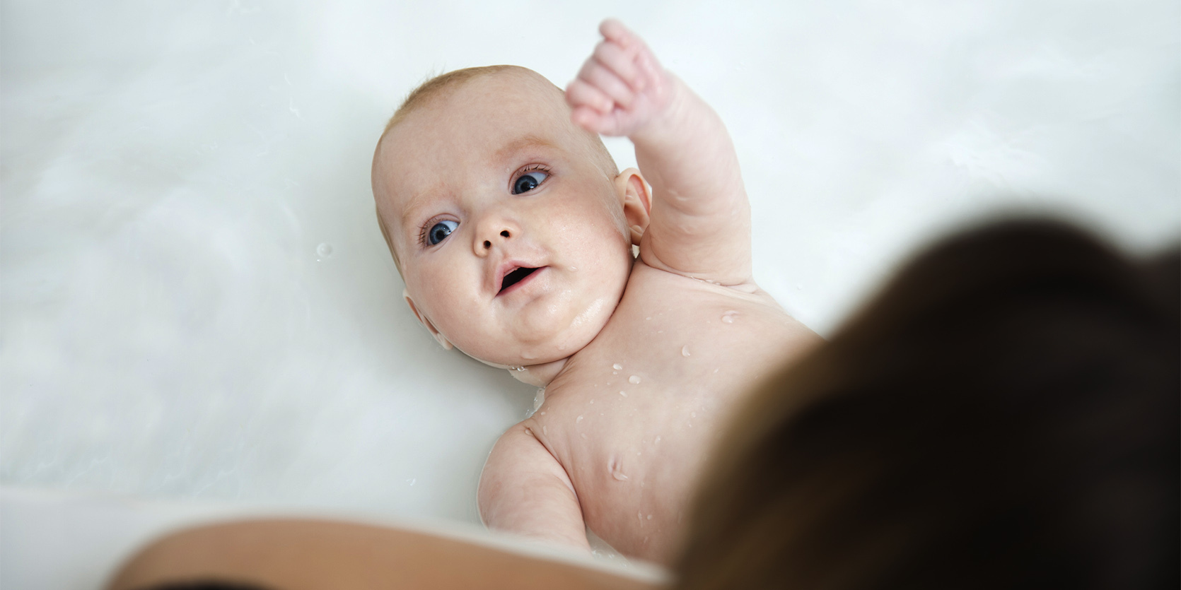 Płyn do kąpieli dla niemowląt - jaki wybrać? /fot. iStock