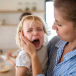 Dziecko wymusza płaczem to co chce – co zrobić?