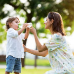 Jak nawodnić dziecko – porady i praktyczne wskazówki